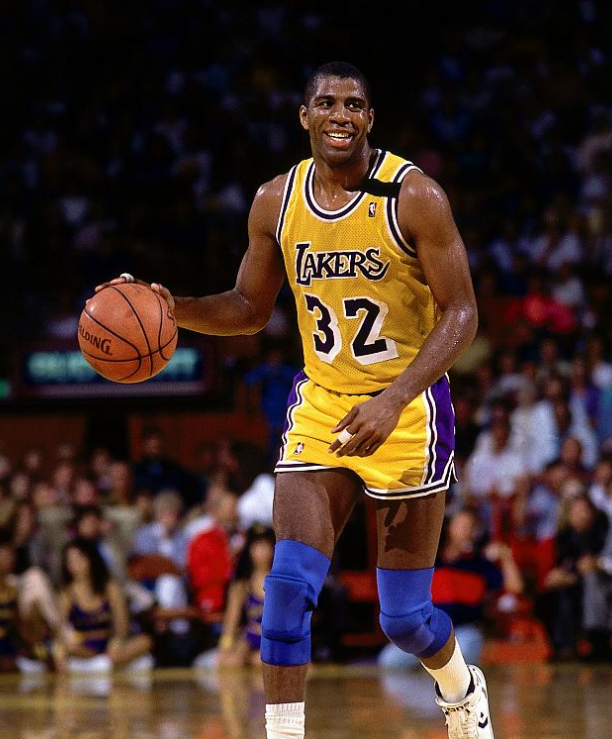 考察潜在的 考察潜在的