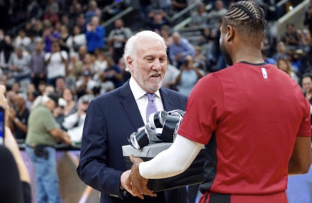 纽卡斯尔的 纽卡斯尔的