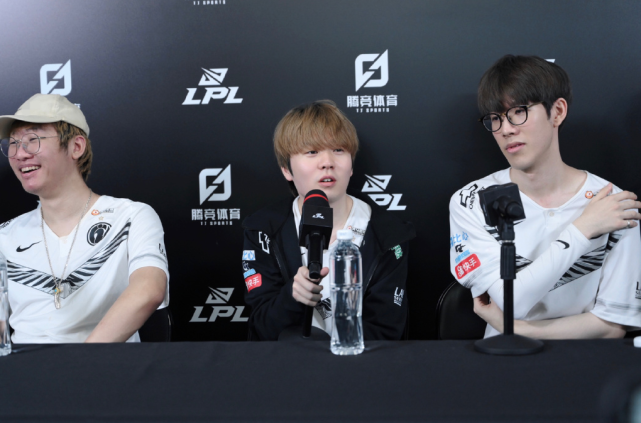 也为他们的 也为他们的