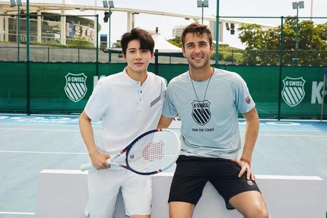 许多教练都 许多教练都