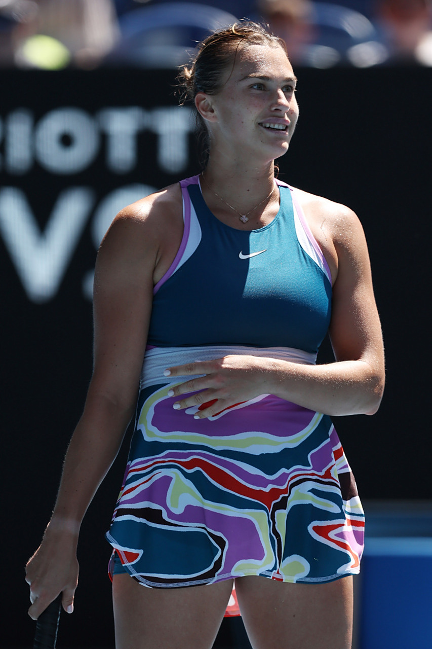 经逐步走向 经逐步走向