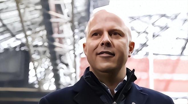 依靠自己出 依靠自己出